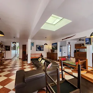  Guest house La Maison Orange French Polynesia