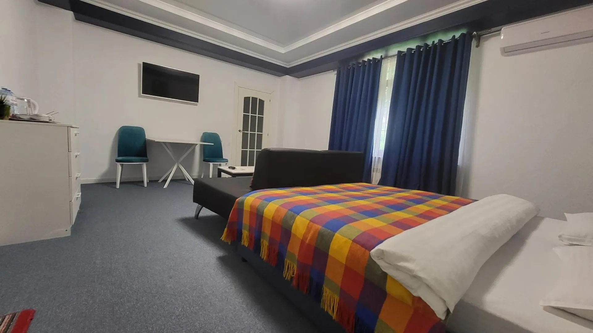Bed & Breakfast Cryptohotel.Club Almaty