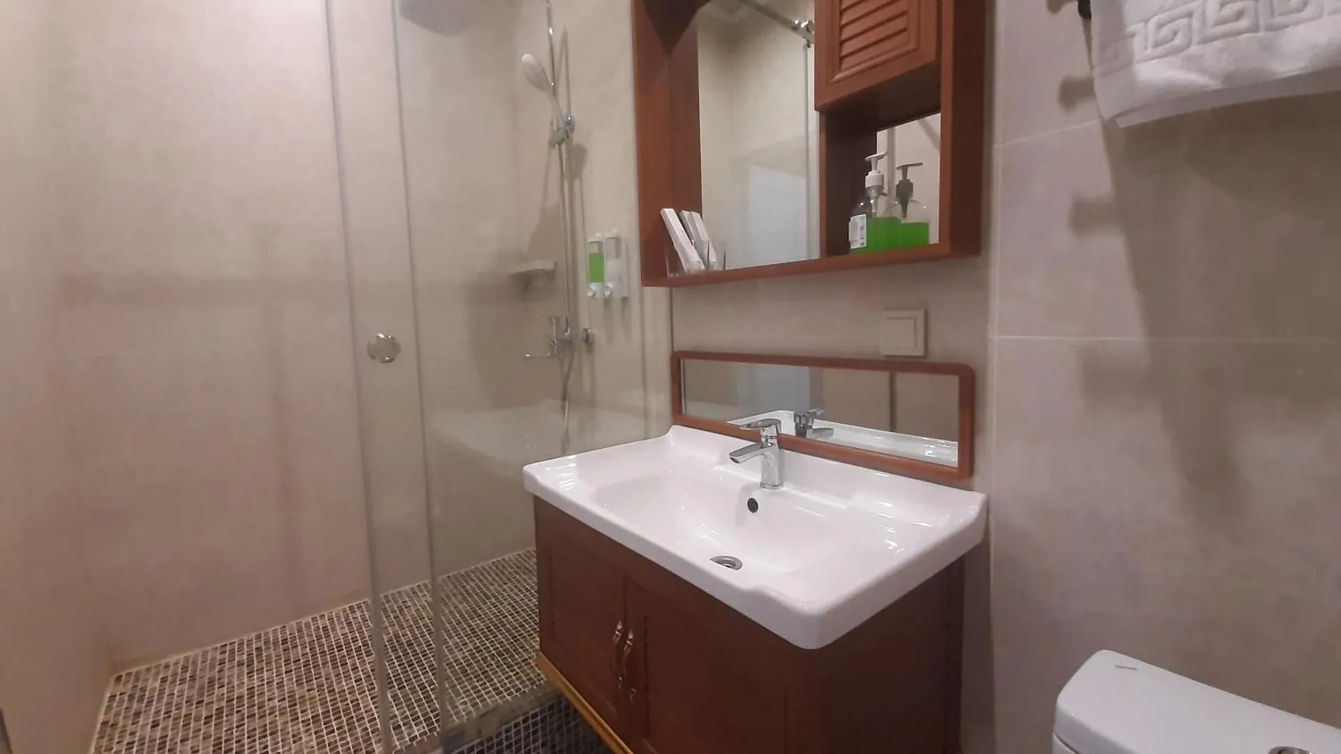 Bed & Breakfast Cryptohotel.Club Almaty